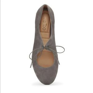Me Too gray Cacey cute trendy lightweight flats